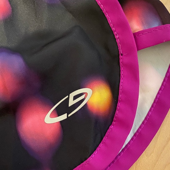 running shorts - Picture 2 of 3